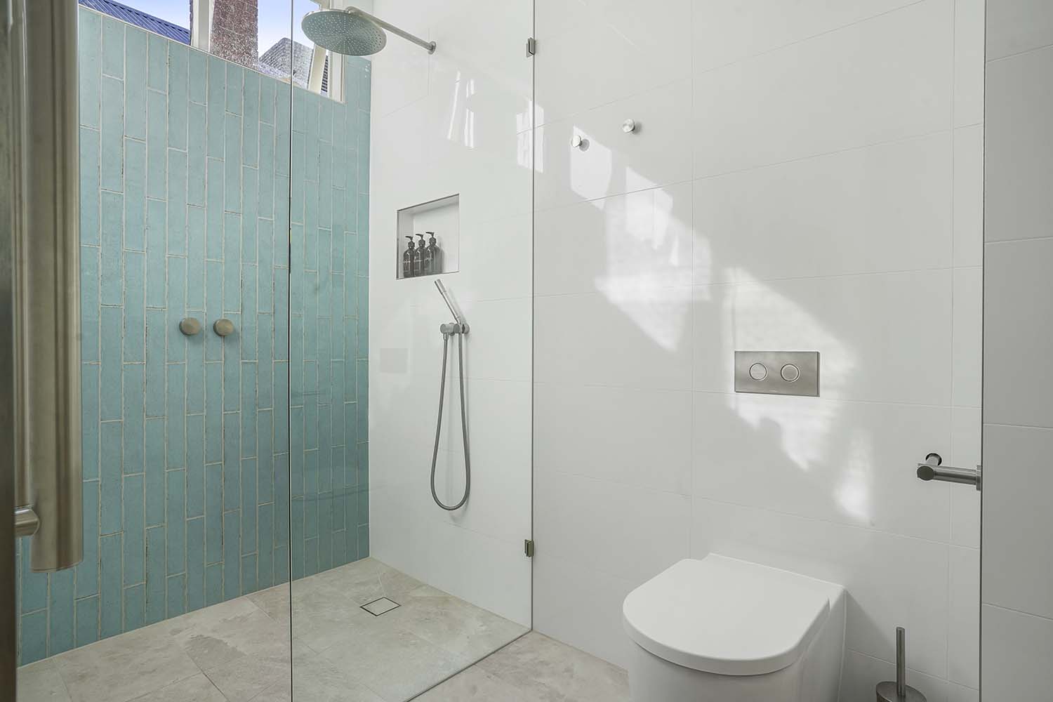 LBP07453 Better Bathrooms & Kitchens