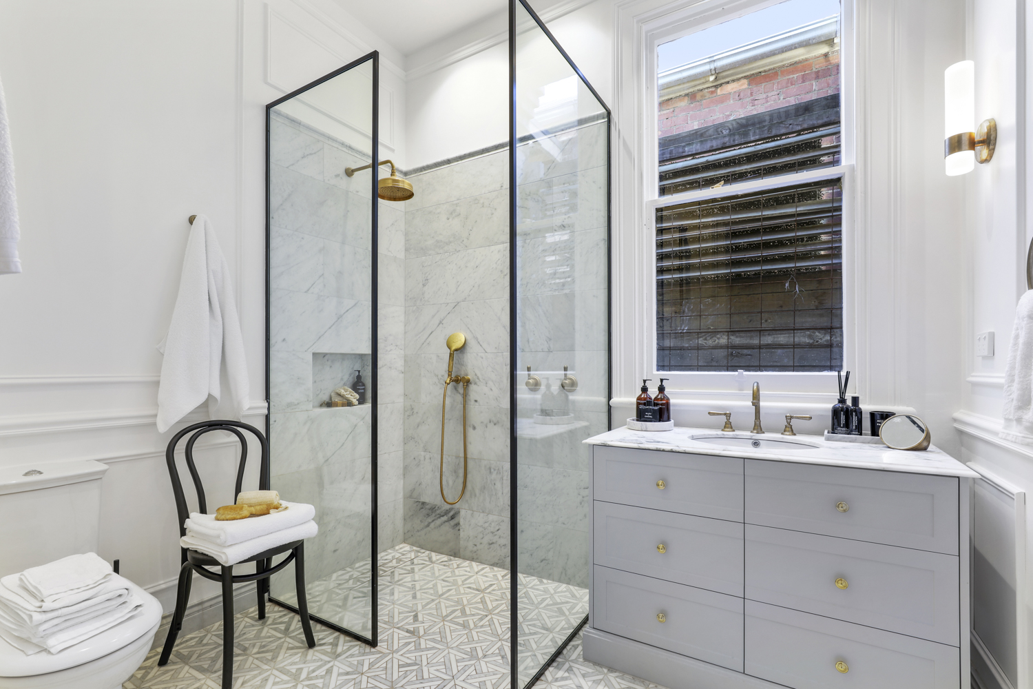 1C3A2320 Alcon Building Group