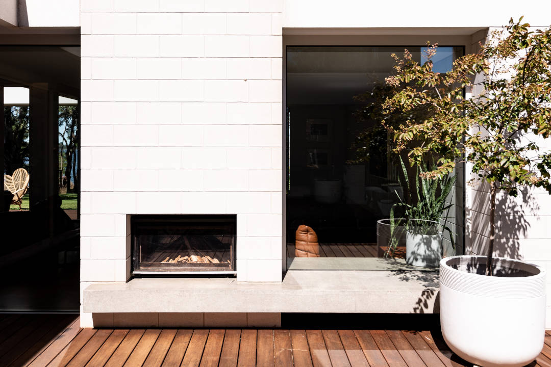 Hedger Constructions