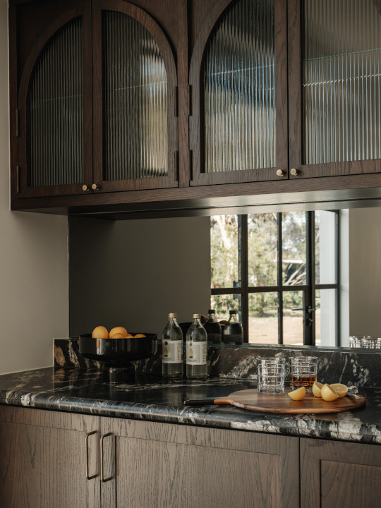 EvansBuilding_Bar Evans Building Group