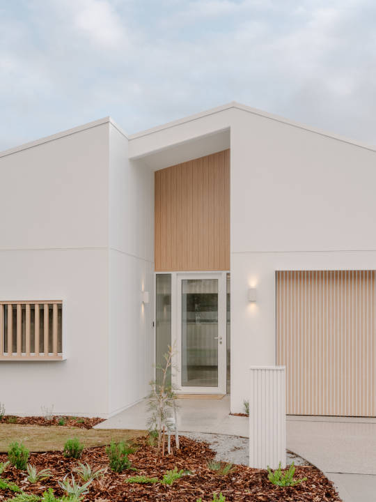 Genyou_Builders_Front_Facade Genyou_Builders_Front_Facade