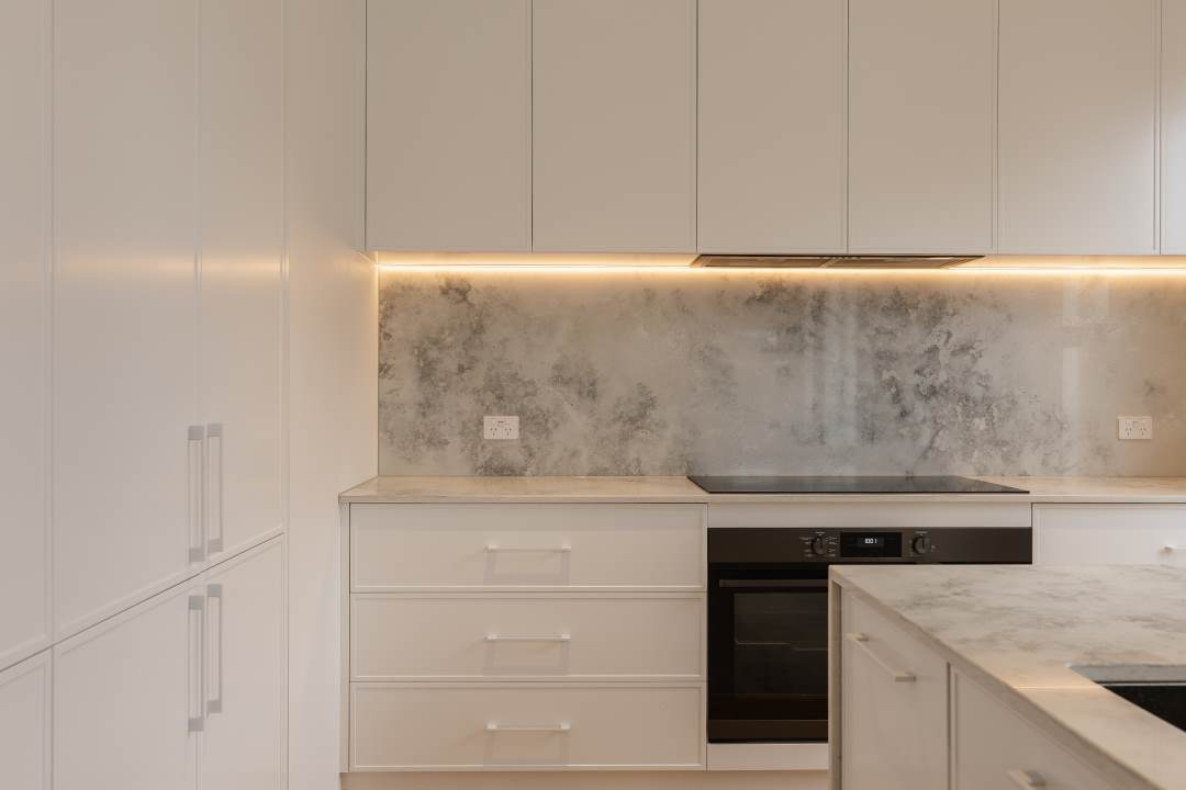 RT_Building_and_Construction Strip lighting