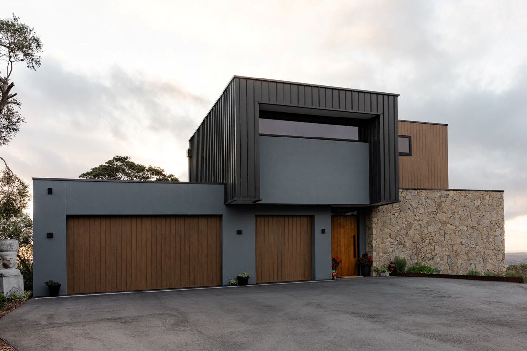Tom_Taylor_Building_Pty_Ltd_Builders_Coast + Country_Country Home_Melbourne Home Design + Living