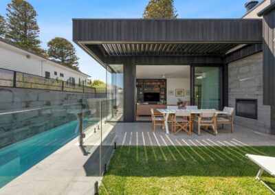 Simon Knee Building Project 1