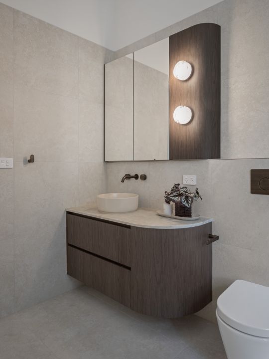 Better Bathrooms & Kitchens - Vanity Better Bathrooms & Kitchens