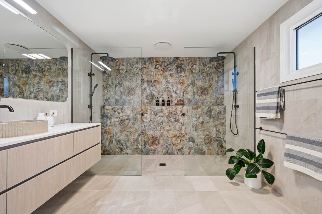 Inverloch-Builders_Shower INVERLOCH BUILDERS BESPOKE SHOWER