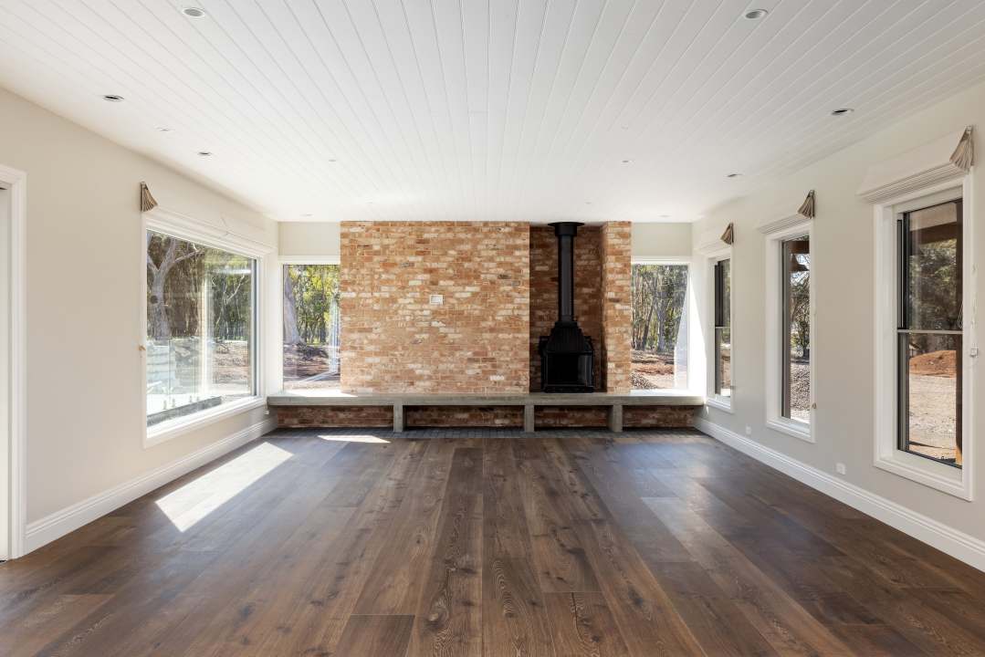 Tom_Taylor_Building_Pty_Ltd_Builders_Coast + Country_Country Home_Melbourne Home Design + Living