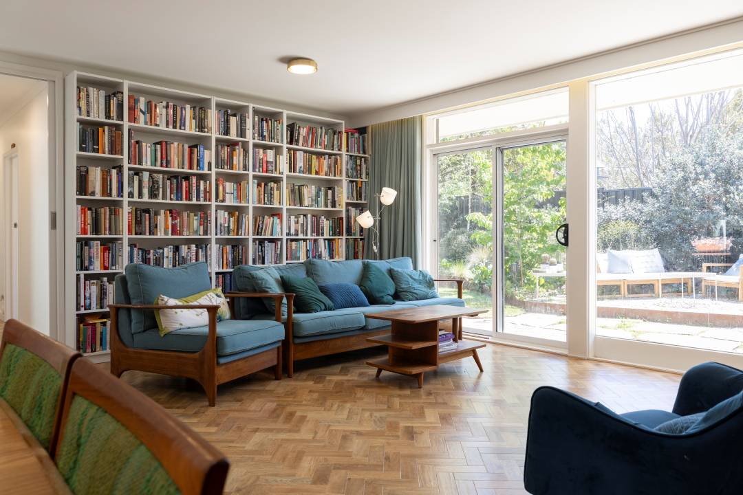 Vista Built - Living Room
